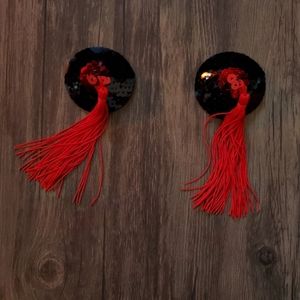 🧡 LOVERS: NEVER USED Tassles